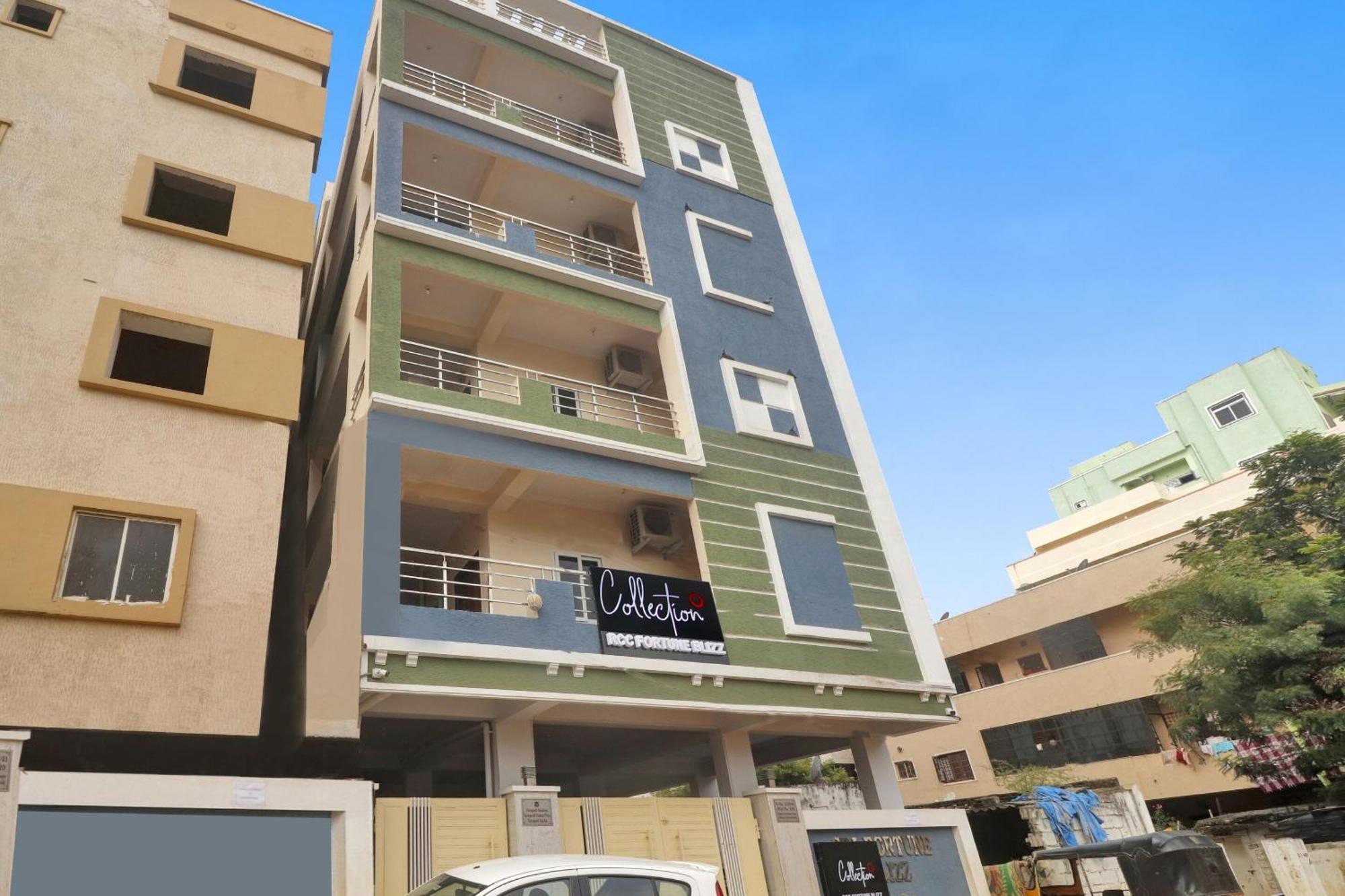 Super Townhouse Rcc Blizz Hotel Kondapur  Ngoại thất bức ảnh